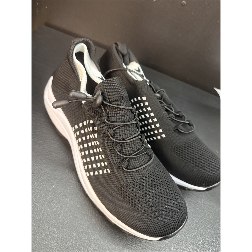 comfort wear shoes new navy with light black accents slip on style Sz 41.5